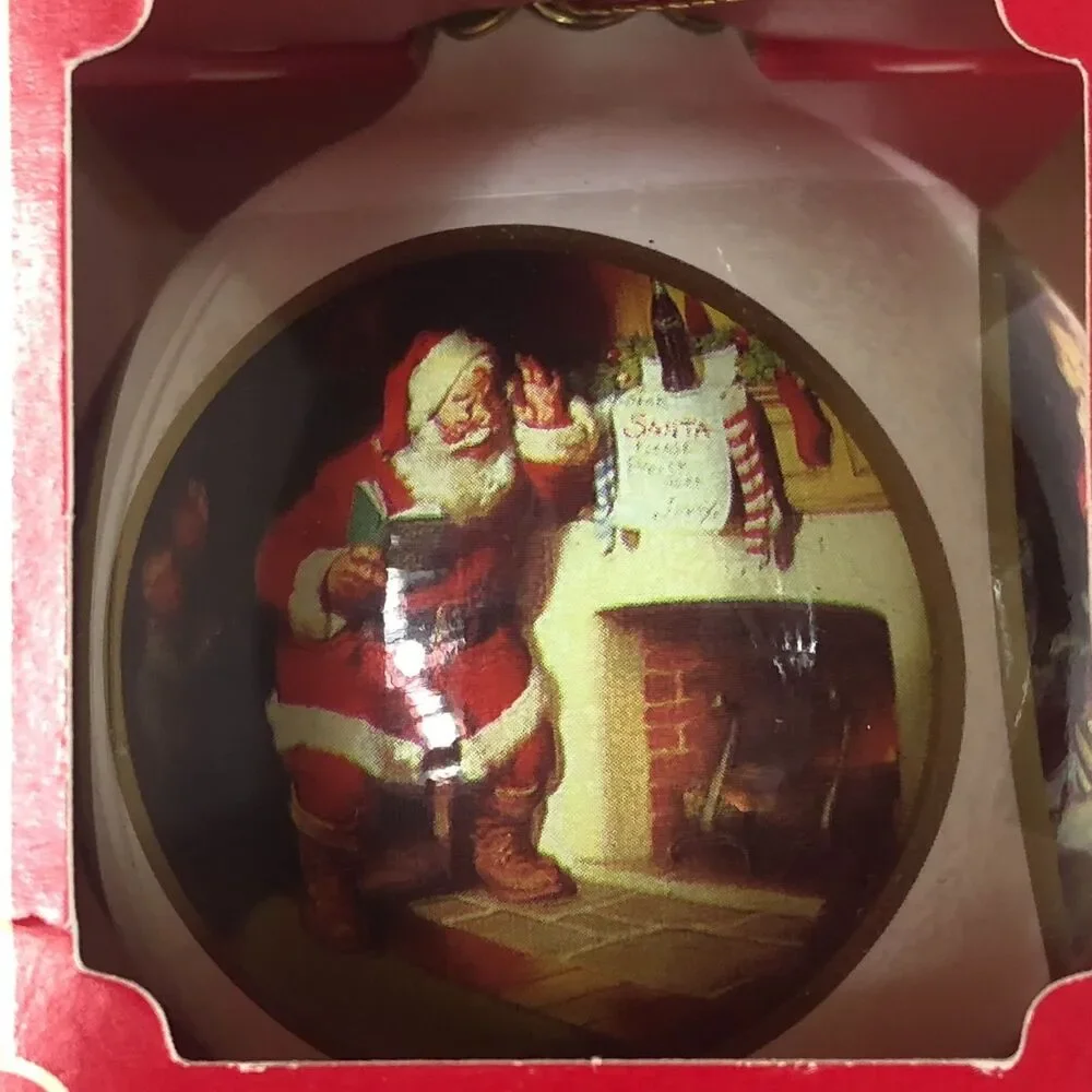 Vintage Hallmark Coca-Cola Glass Ball Keepsake Ornament 1986 Santa
